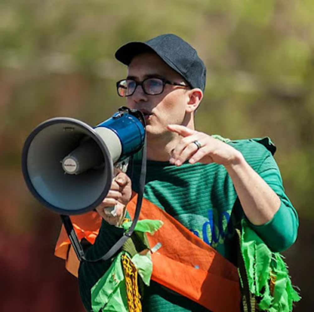 Meet your Posher, Aryon